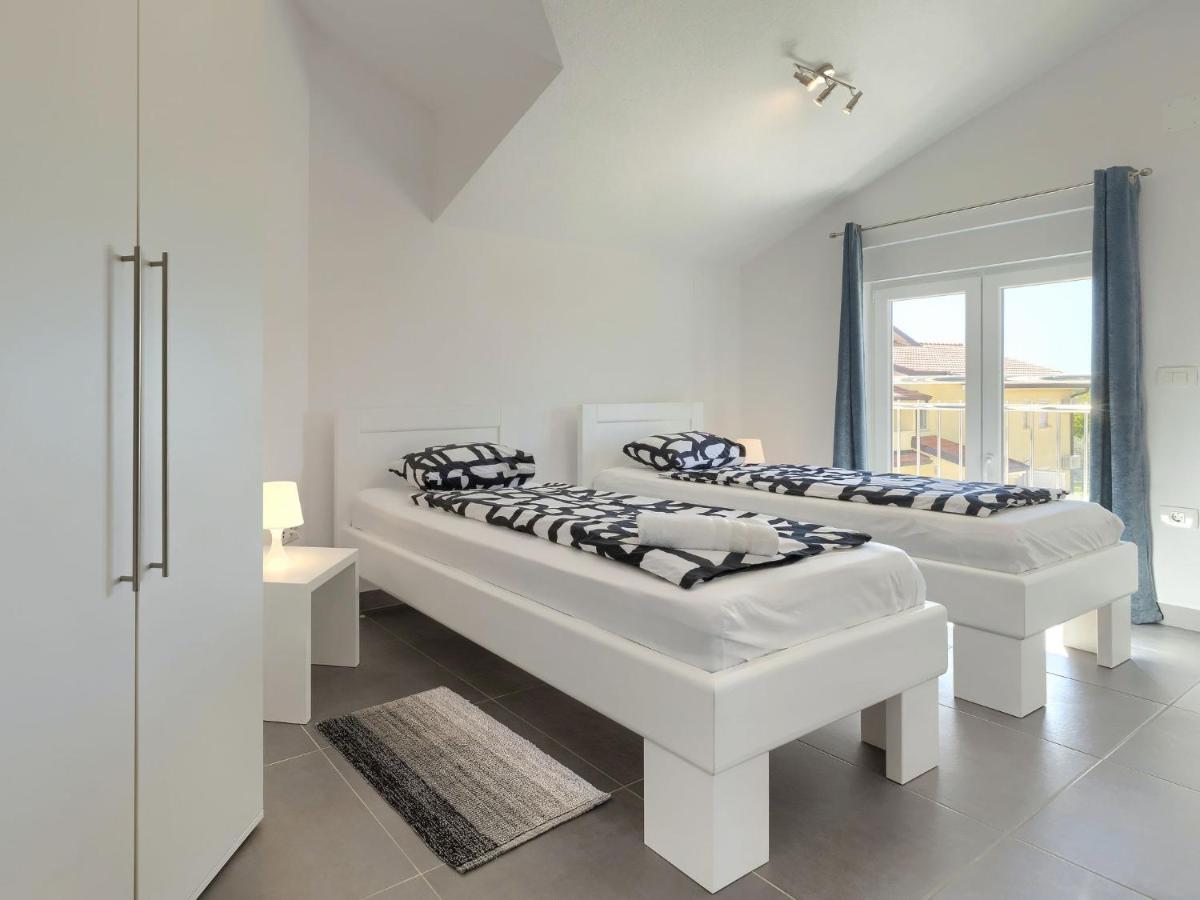 Holiday Home Villa Gocci By Interhome Kmeti Экстерьер фото