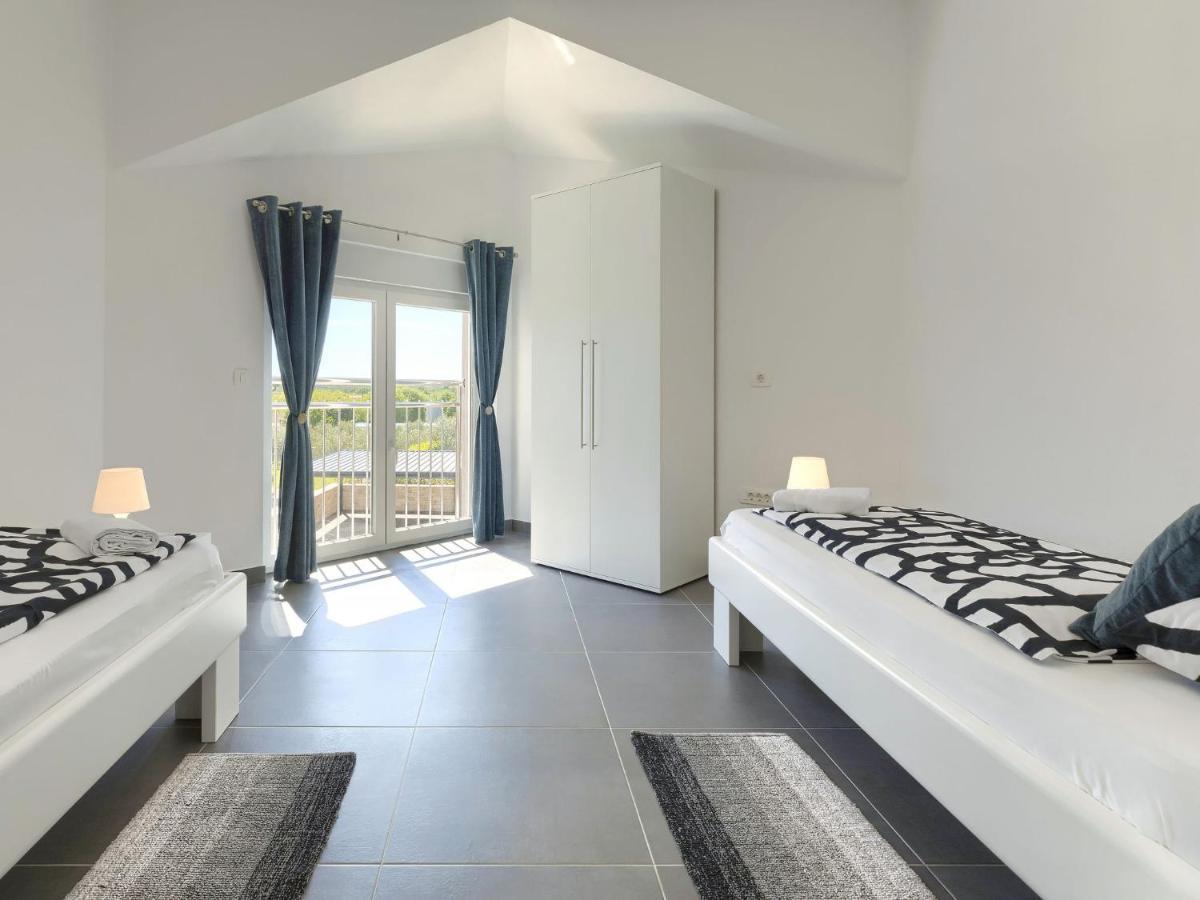 Holiday Home Villa Gocci By Interhome Kmeti Экстерьер фото