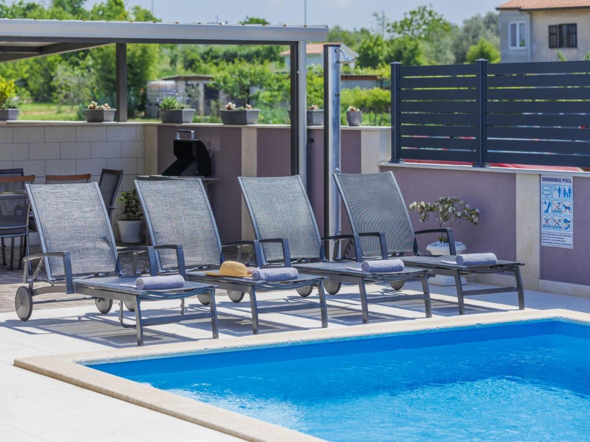 Holiday Home Villa Gocci By Interhome Kmeti Экстерьер фото