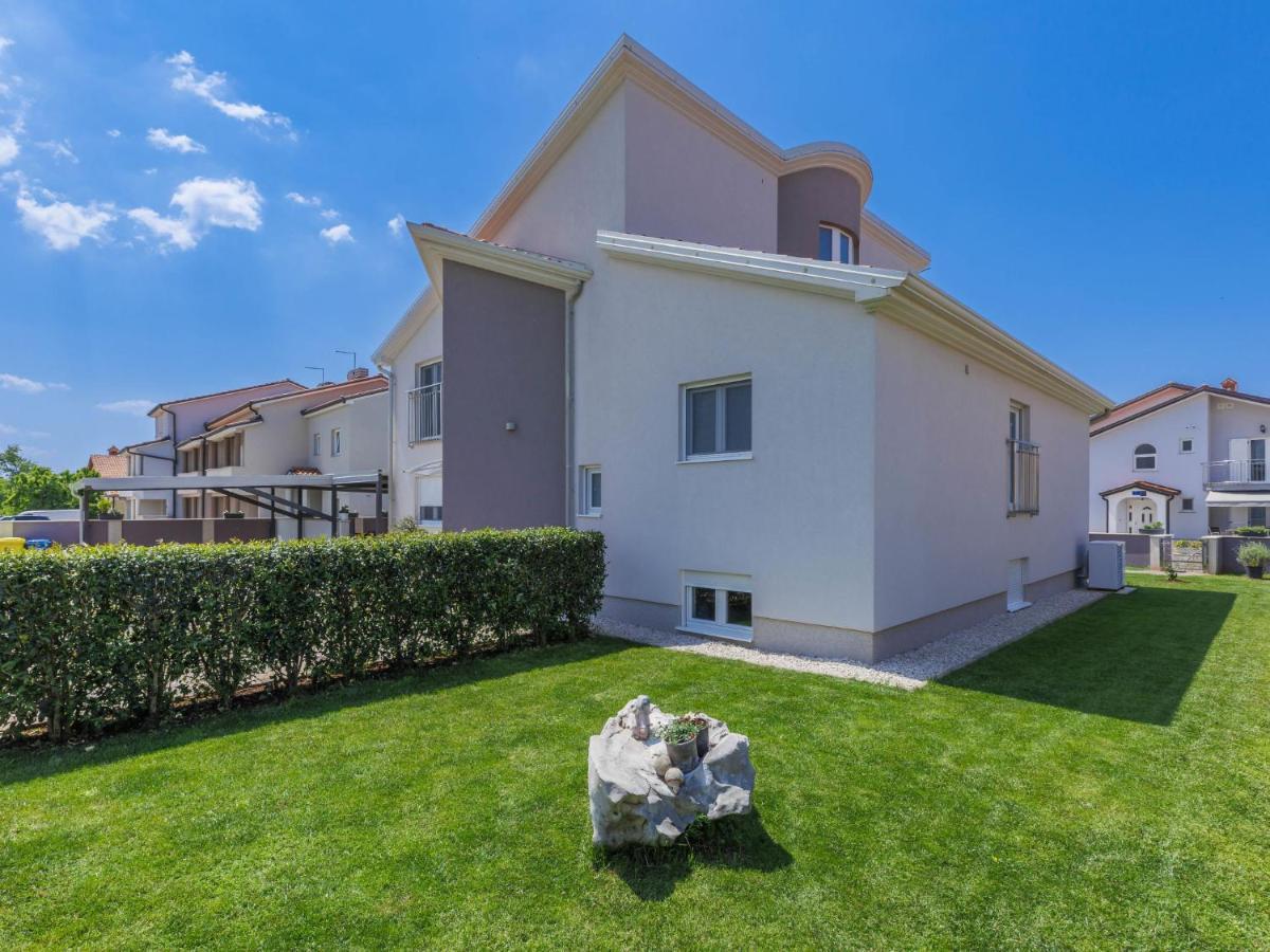 Holiday Home Villa Gocci By Interhome Kmeti Экстерьер фото